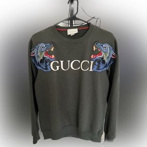 Gucci sweatshirt